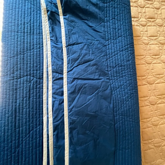 Michael Kors King size Bed Spread/ Firm Price - Picture 5 of 15